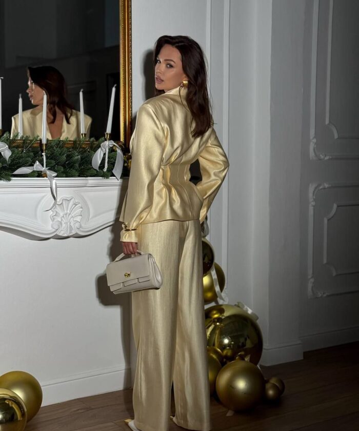 Alternative view of Костюм